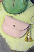 Sac cuir petite fille avec pompon doré - By Hélène
