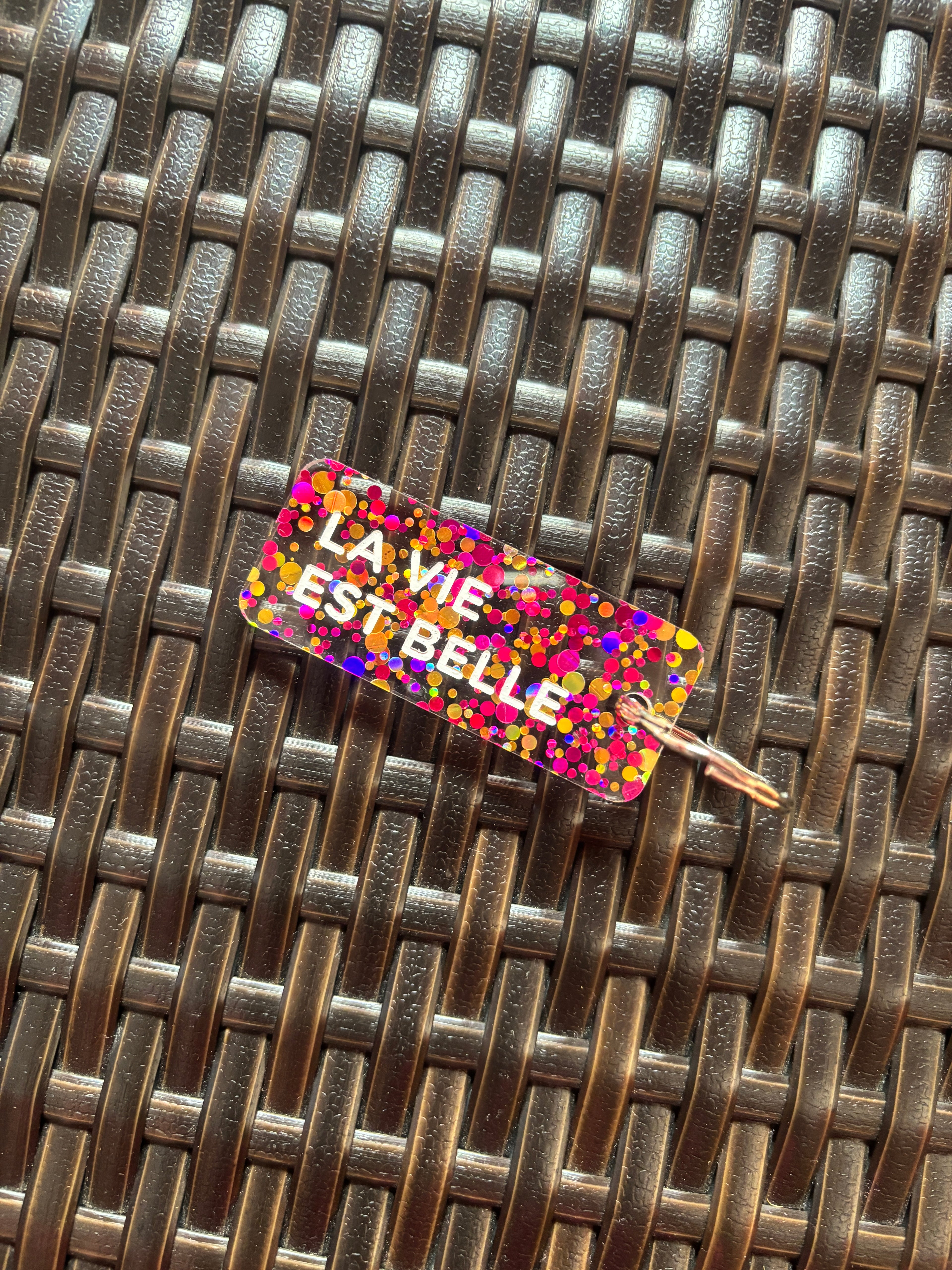 Porte-clés paillettes Plus de Love - By Hélène