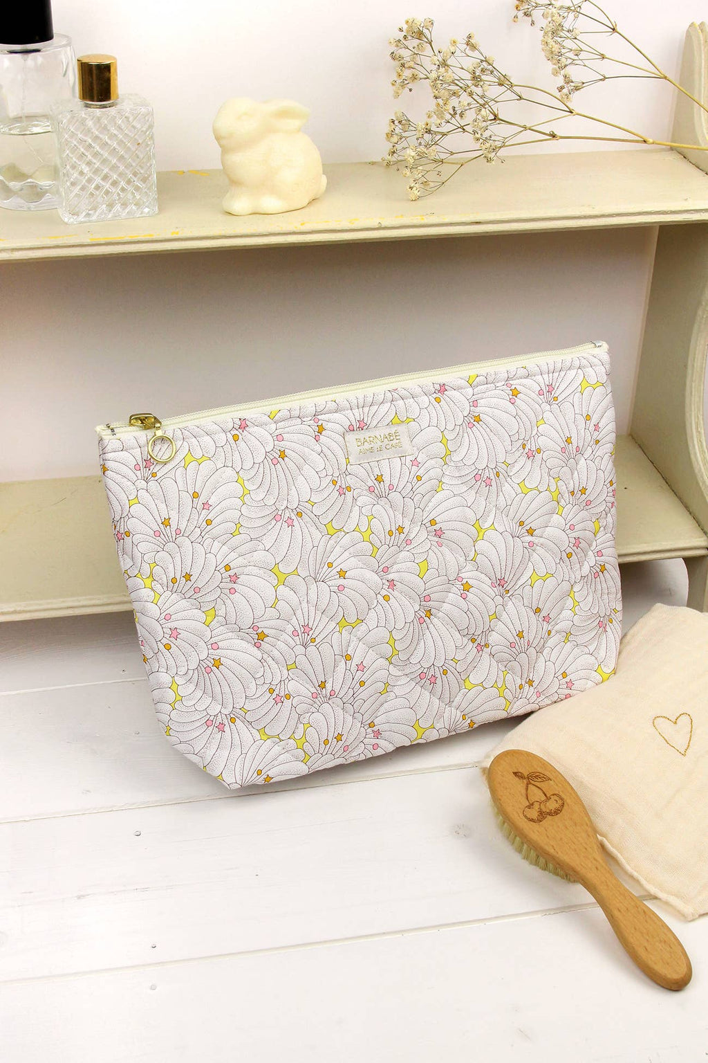Trousse de toilette tissu Liberty floral - By Hélène